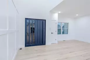 9 Friends Ln, Westbury, NY 11590 - Photo 5