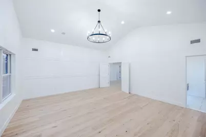 9 Friends Lane, Westbury, NY 11590 - Photo 21