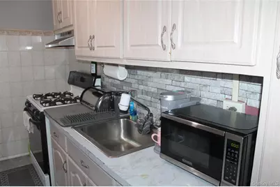 86-70 Francis Lewis Blvd #B-56, Queens Village, NY 11427 - Photo 5