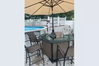 46 Knoll Street, Lindenhurst, NY 11757 - Photo 31