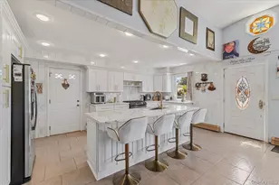 46 Knoll St, Lindenhurst, NY 11757 - Photo 11