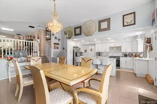 46 Knoll St, Lindenhurst, NY 11757 - Photo 9