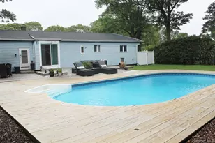 21 Holzman Dr, Hampton Bays, NY 11946 - Photo 17