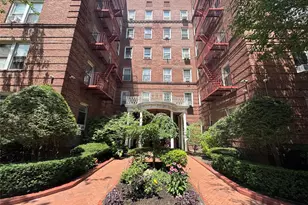 111-39 76th Rd, Forest Hills, NY 11375 - Photo 15