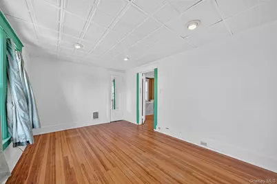 15 Commonwealth Avenue, Middletown, NY 10940 - Photo 23