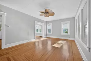 15 Commonwealth Ave, Middletown, NY 10940 - Photo 9