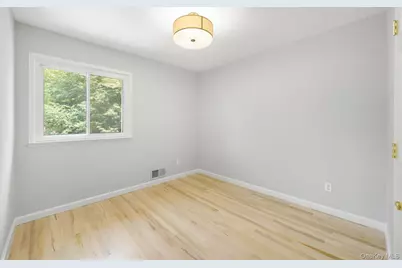 52 North Drive, Manhasset Hills, NY 11040 - Photo 29