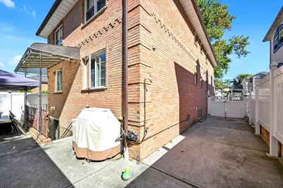 58-30 254th Street, Little Neck, NY 11362 - Photo 19