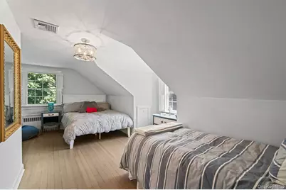 14 Thorman Lane, Huntington, NY 11743 - Photo 17