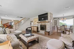 14 Thorman Ln, Huntington, NY 11743 - Photo 9