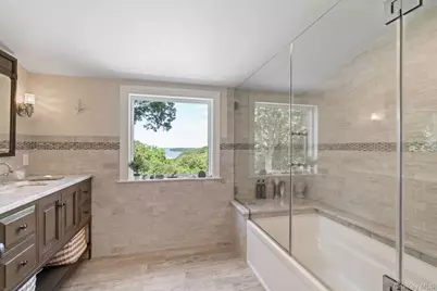 14 Thorman Lane, Huntington, NY 11743 - Photo 15