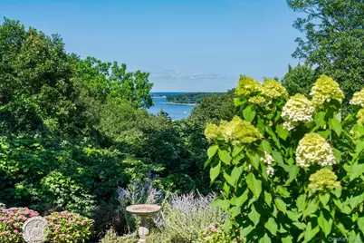 14 Thorman Lane, Huntington, NY 11743 - Photo 3