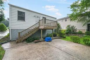 90 E Washington Ave, Pearl River, NY 10965 - Photo 5