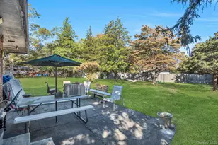 1524 Pine Acres Blvd, Bay Shore, NY 11706 - Photo 19