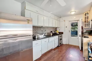 1524 Pine Acres Blvd, Bay Shore, NY 11706 - Photo 17