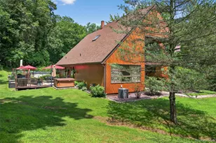 41 Hickory Hill Rd, Newburgh, NY 12550 - Photo 3