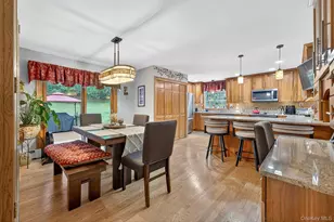 41 Hickory Hill Rd, Newburgh, NY 12550 - Photo 11