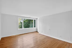 21 Hillside Ct, Suffern, NY 10901 - Photo 13