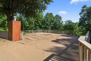 21 Hillside Ct, Suffern, NY 10901 - Photo 3