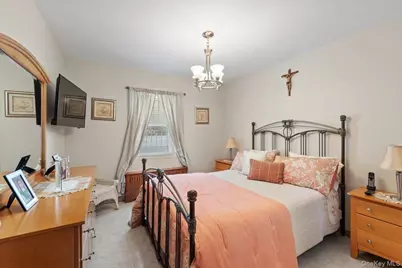 15 Sumner Avenue, Yonkers, NY 10704 - Photo 19