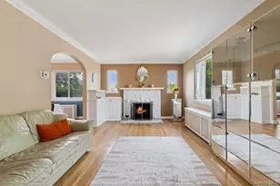 50-06 Marathon Pkwy, Little Neck, NY 11362 - Photo 9