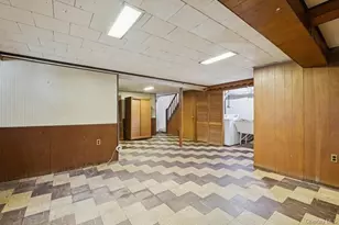 50-06 Marathon Pkwy, Little Neck, NY 11362 - Photo 27