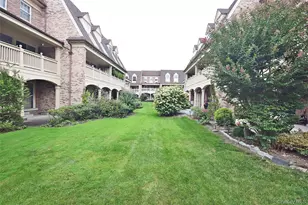 12-36 Estates Ln, Bayside, NY 11360 - Photo 33