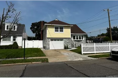 558 Oxford Road, Cedarhurst, NY 11516 - Photo 1