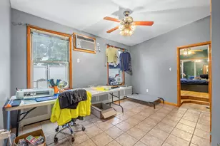 58-01 59th St, Maspeth, NY 11378 - Photo 9