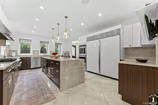 115-18 Mayfair Rd, Kew Gardens, NY 11418 - Photo 17