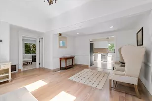 56 W Donellan Rd, Hampton Bays, NY 11946 - Photo 7