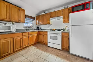 225-15 147th Ave, Rosedale, NY 11413 - Photo 7