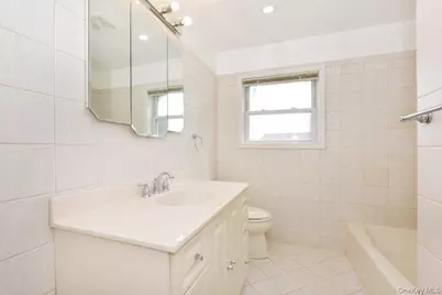 3287 Milburn Avenue, Baldwin, NY 11510 - Photo 15