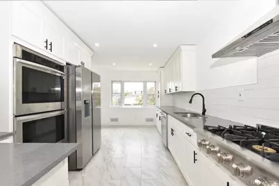 3287 Milburn Avenue, Baldwin, NY 11510 - Photo 9