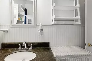 21 Windwood Ct, Westhampton, NY 11977 - Photo 25