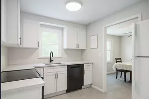 14 Arcadia Dr, Dix Hills, NY 11746 - Photo 13