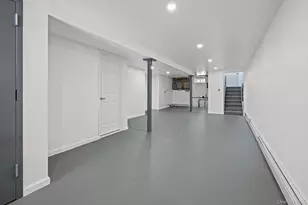 95-22 75th St, Ozone Park, NY 11416 - Photo 17