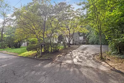 11 Brookview Boulevard, Chestnut Ridge, NY 10977 - Photo 25