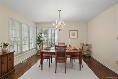 18 Cross River Road, Mount Kisco, NY 10549 - Photo 9