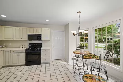 18 Cross River Road, Mount Kisco, NY 10549 - Photo 13