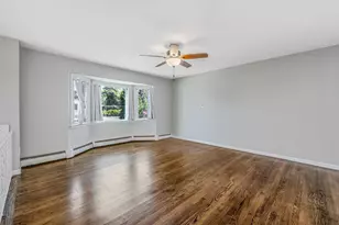 6 Holly Rd, Oakdale, NY 11769 - Photo 13