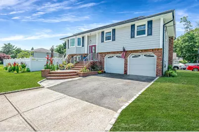 6 Holly Road, Oakdale, NY 11769 - Photo 3