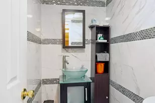 31 Morris Dr, Syosset, NY 11791 - Photo 31