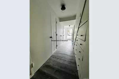 26 Fairway Lane, New York, NY 10301 - Photo 23