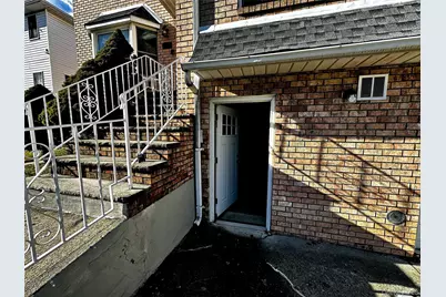 26 Fairway Lane, New York, NY 10301 - Photo 21