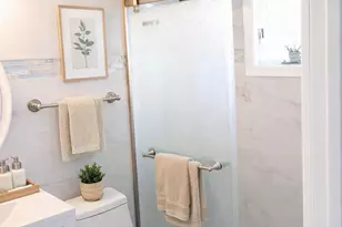 26 Fairway Ln, New York, NY 10301 - Photo 11