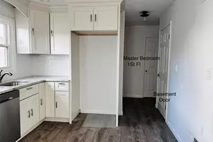 26 Fairway Ln, New York, NY 10301 - Photo 7