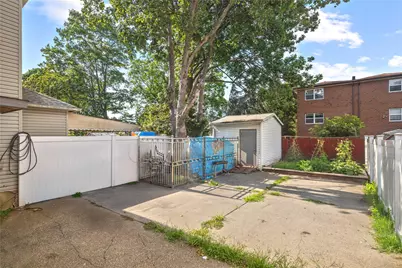 12141 6th Avenue, College Point, NY 11356 - Photo 39