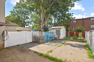 121-41 6th Ave, College Point, NY 11356 - Photo 39