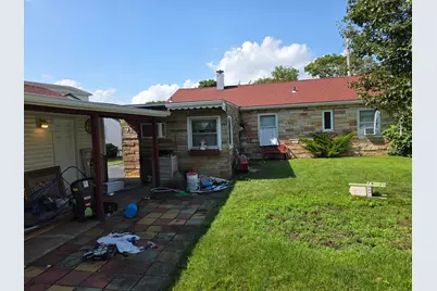 8 Reading Lane, Bethpage, NY 11714 - Photo 7